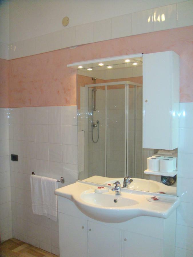 أنكونا Residence Executive الغرفة الصورة