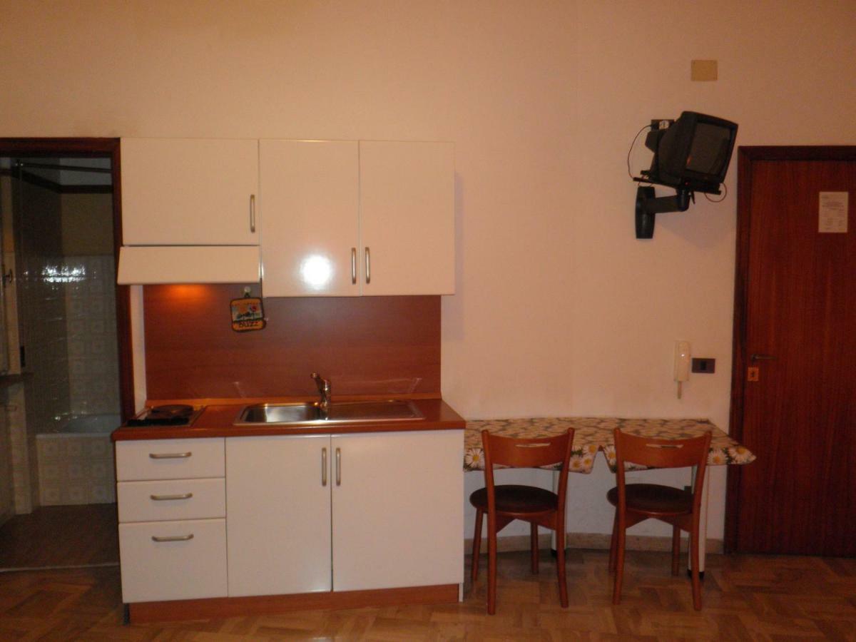 أنكونا Residence Executive الغرفة الصورة
